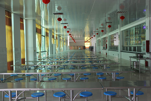 配套設(shè)施-食堂、浴室等